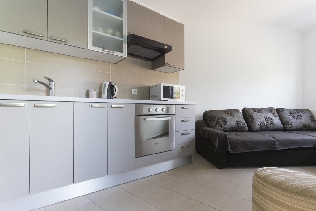 Jela Apartments ニン エクステリア 写真