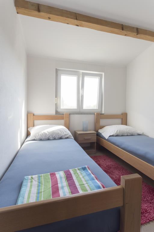 Jela Apartments ニン エクステリア 写真