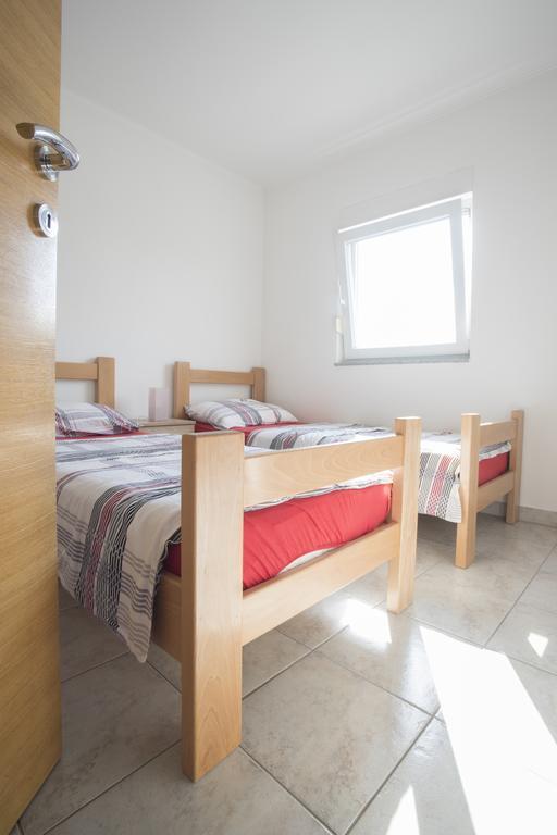 Jela Apartments ニン エクステリア 写真